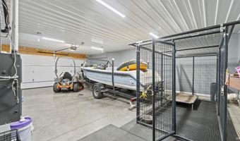 1704 Dallas St, Auburn, IN 46706