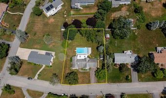9 Apache Ln, Cumberland, RI 02864