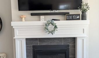 3842 Hidden Valley Dr, Ammon, ID 83406