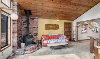 1800 Medina Dr, Arnold, CA 95223