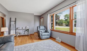 3045 Hales Mill Rd, Asbury, IA 52002