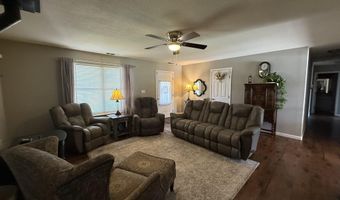 2103 W Currier Ave, Artesia, NM 88210