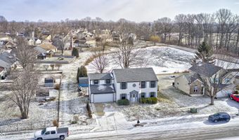 555 Hyannis Dr, Avon, IN 46123