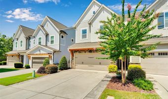 5052 Lesleewood Ct, Charlotte, NC 28226