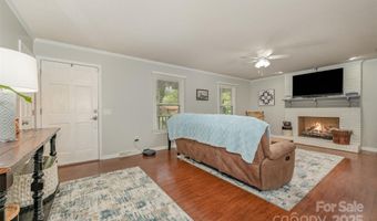 2106 Woodhurst Ln, Albemarle, NC 28001