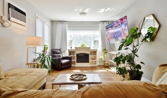 187 W 48TH St, Bayonne, NJ 07002