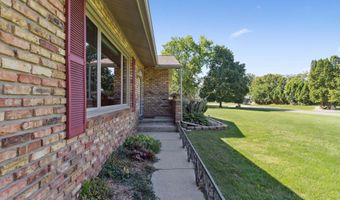 4403 W Riverview Dr, Alma, MI 48801