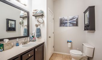 2002 S 60TH St, Springfield, OR 97478
