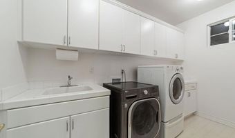 2216 Blossom Hill Ln, Escondido, CA 92029