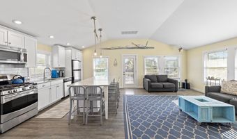 21 E 9th St, Barnegat Light, NJ 08006