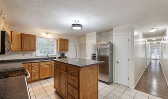 506 Cherry Hill Dr, Abingdon, VA 24210