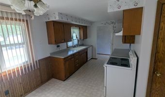 1608 Plainview Ln, Albert Lea, MN 56007