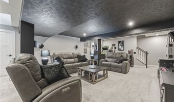 3111 Starlight Cir, Akron, OH 44312