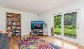48 Wright Ln, Jamestown, RI 02835