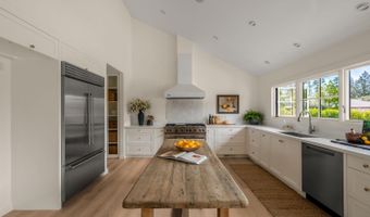 340 White Cottage Rd S, Angwin, CA 94508