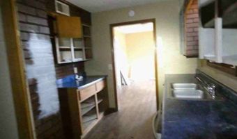 1012 N 12th St, Augusta, AR 72006