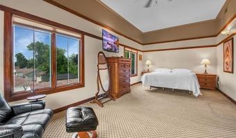15552 Harrison Ave, Allen Park, MI 48101