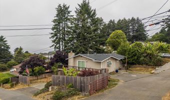 1214 Ransom Ave, Brookings, OR 97415