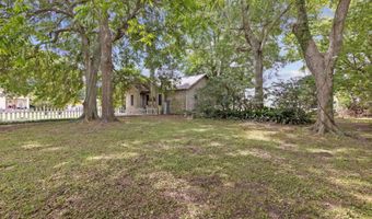 709 E Lafayette St, Abbeville, LA 70510