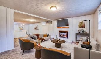 1021 Fremont St, Anoka, MN 55303