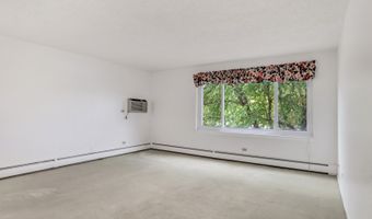 1107 S Old Wilke Rd 201, Arlington Heights, IL 60005