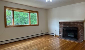 15 Curlew St, Boston, MA 02132