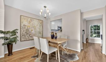 3932 BURNS Pl SE, Washington, DC 20019