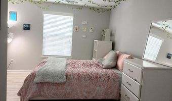 25501 EMERSON OAKS Dr, Aldie, VA 20105