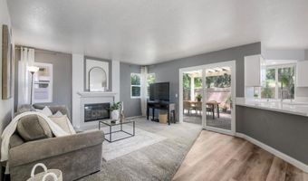 2116 Wedgewood Dr, Oceanside, CA 92056
