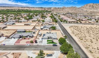 17993 Mondamon Rd, Apple Valley, CA 92307
