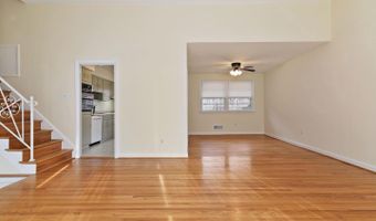 6011 ROOSEVELT St, Bethesda, MD 20817