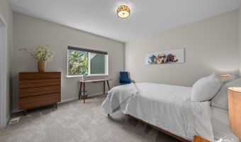 1925 Spenard Rd #3, Anchorage, AK 99501