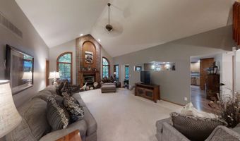 114 Chaudoin Dr, Angola, IN 46703