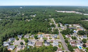 73 Timberline Rd, Bayville, NJ 08721