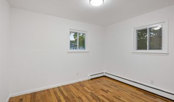 45 N Ronald Dr, Amityville, NY 11701