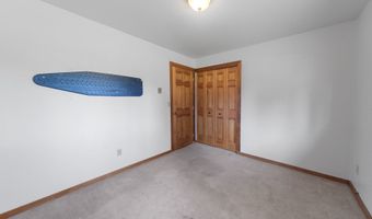 1135 1ST St NE, Bandon, OR 97411