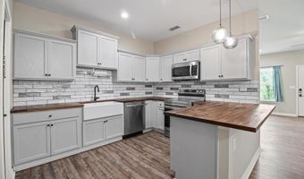 673 County Road 2930, Alba, TX 75410