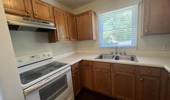 500 Chinaberry Ln, Angier, NC 27501
