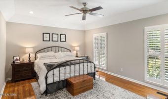 1411 Wood Creek Dr, Athens, TN 37303