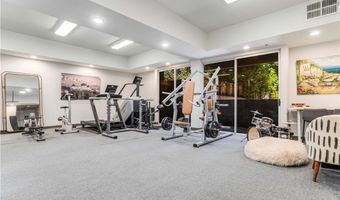 5151 Balboa Blvd 104, Encino, CA 91316