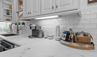 7 Col William Rhett Trl, Bald Head Island, NC 28461