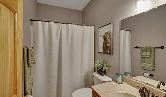 5257 Brookshire Dr, Almont, MI 48003