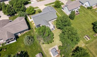 835 S 11th St, Adel, IA 50003