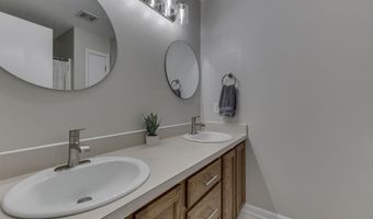 7835 Shannon Lakes Way, Indianapolis, IN 46217