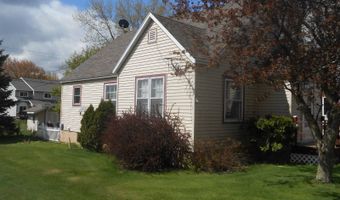 201 W Spruce St, Abbotsford, WI 54405