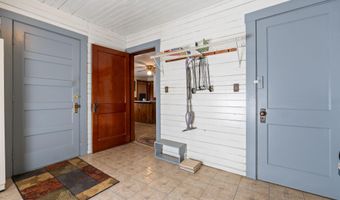 31 Monroe St, Augusta, ME 04330