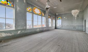 419 2nd St, Aurora, IN 47001