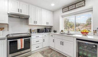 1766 Pala Lake Dr, Fallbrook, CA 92028