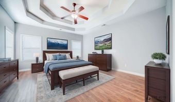 6450 WELLS Grv, Bartlett, TN 38135