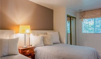 7122 De Longpre /7124, Los Angeles, CA 90046